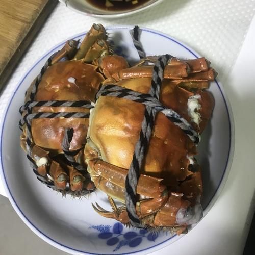 螃蟹蒸多长时间好(螃蟹蒸几分钟熟最好吃？)