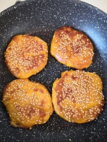 南瓜饼的做法普通面粉最简单(南瓜饼用面粉最简单做法？)