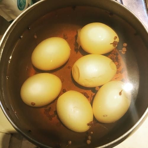 如何腌鸡蛋(腌鸡蛋家常做法？)