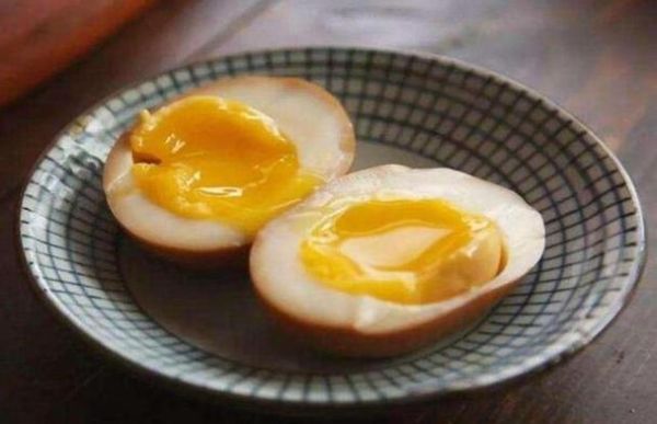 白水煮蛋要煮多久(白水煮蛋要煮多久才熟？)