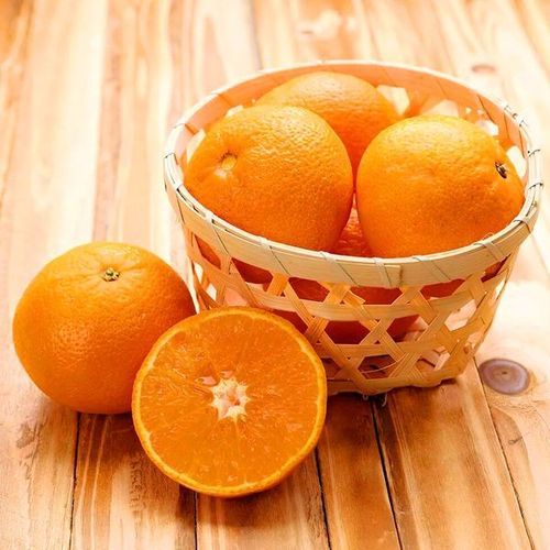冰糖橙热量(果冻橙的热量是多少？)