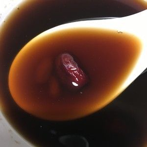 生姜煮红糖水的步骤(生姜红糖水的最佳配方？)